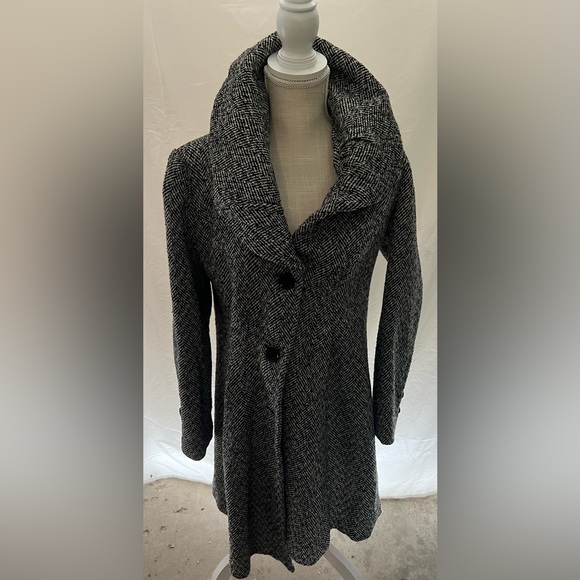 Herringbone pattern with red liner coat - super cute - mac - Picture 1 of 10